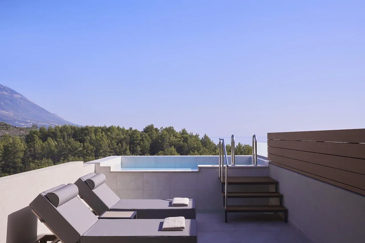 Celestial Hotel Luxury Suites And Spa Afrato Grécia